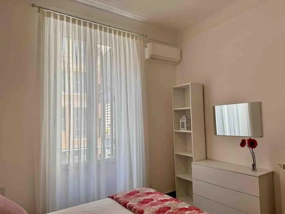 Ferienwohnung La Dolce Dimora Di Re Di Roma Per Due Persone 0*, Rom Italien